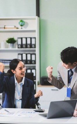 40001百老汇·(电子游戏)集团公司